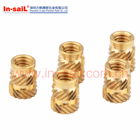 Установленная резьбовая вставная гайка для термопластического материала